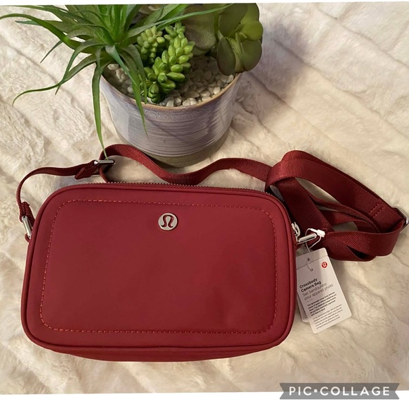 lululemon athletica Handbags - 🎄SALE🎄✨🆕✨Brand New Lululemon Crossbody Bag